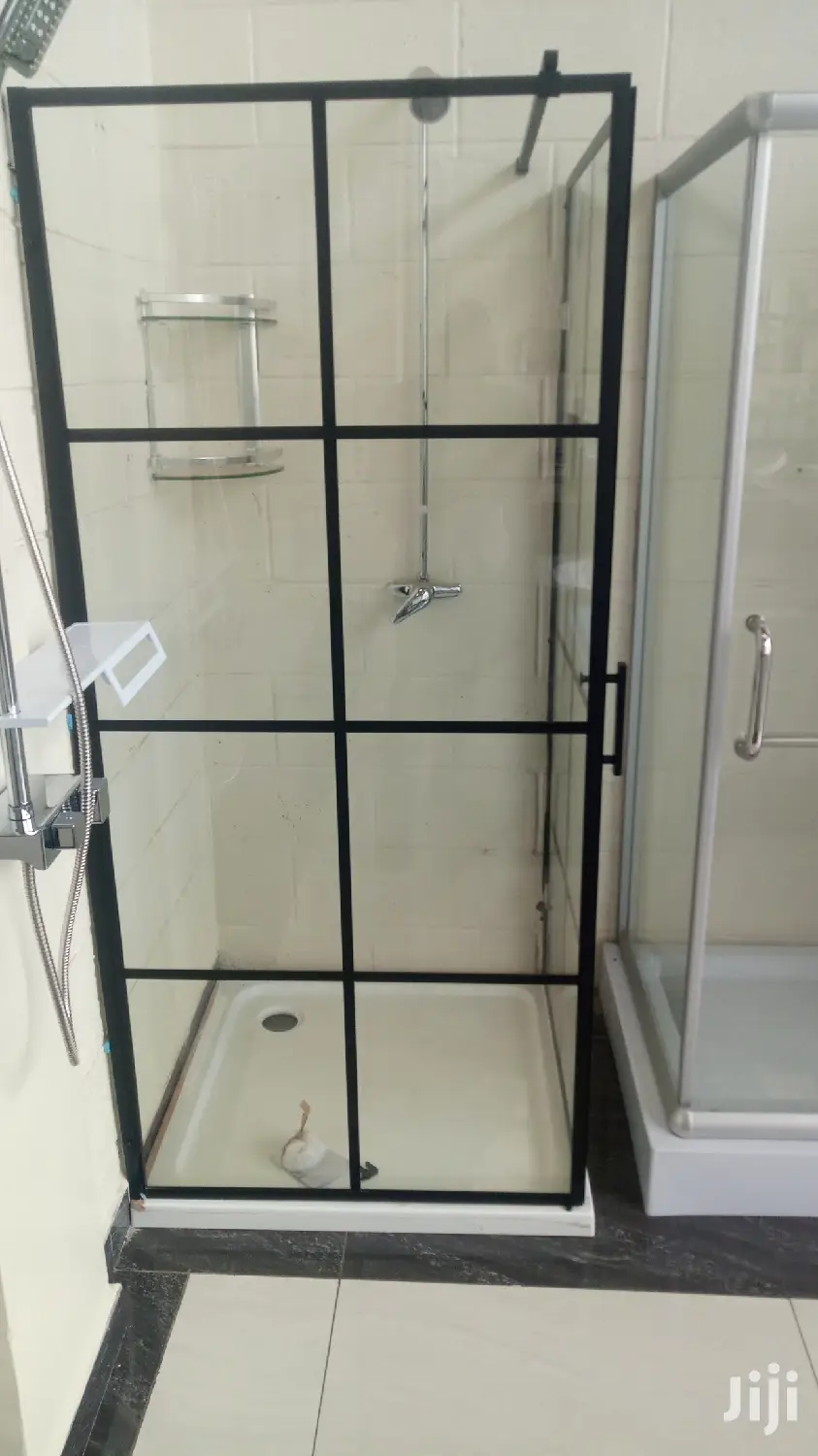 Executive Shower Cabins
