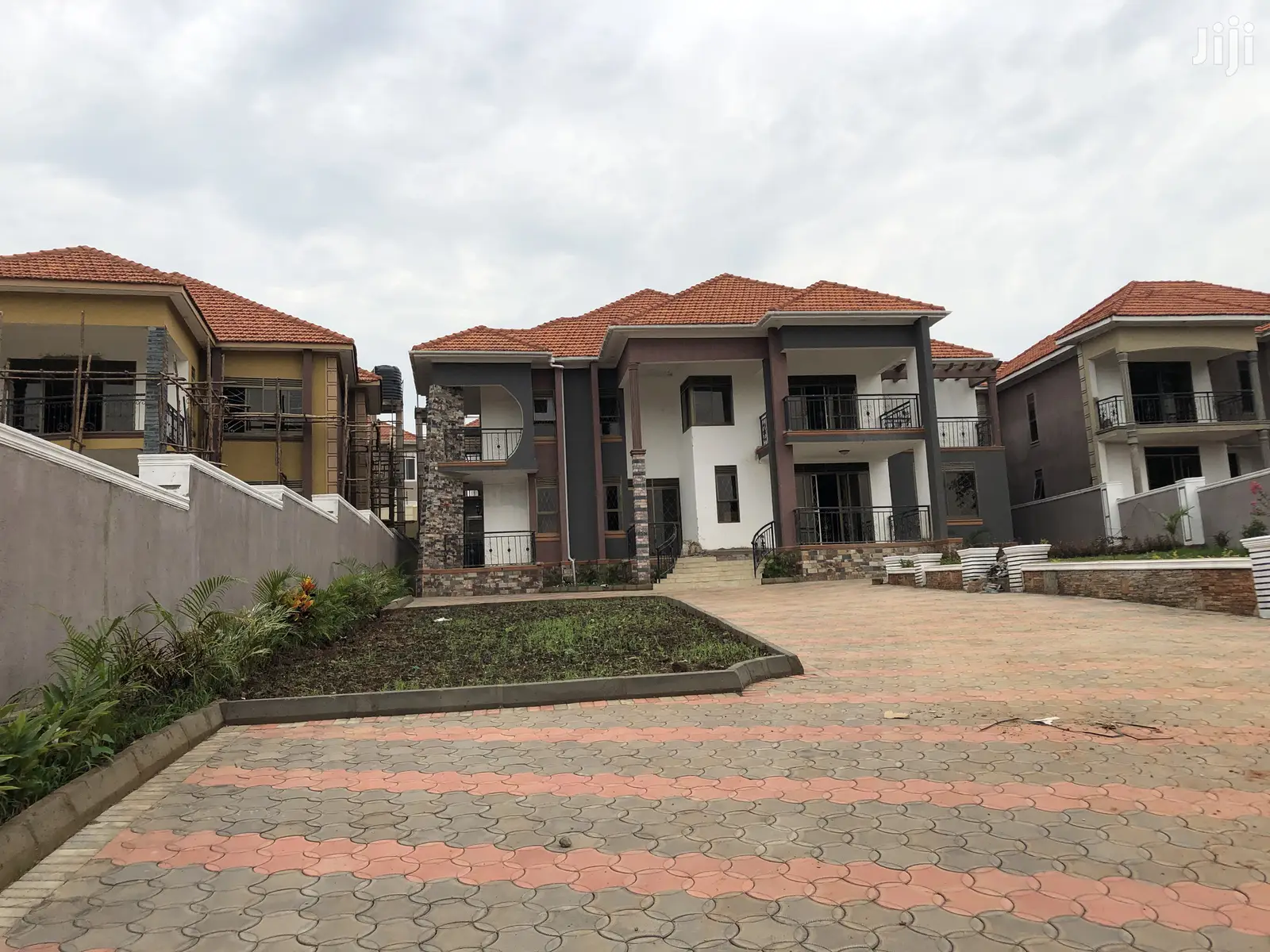 Kiwatule Seven Star Mansion on Sell