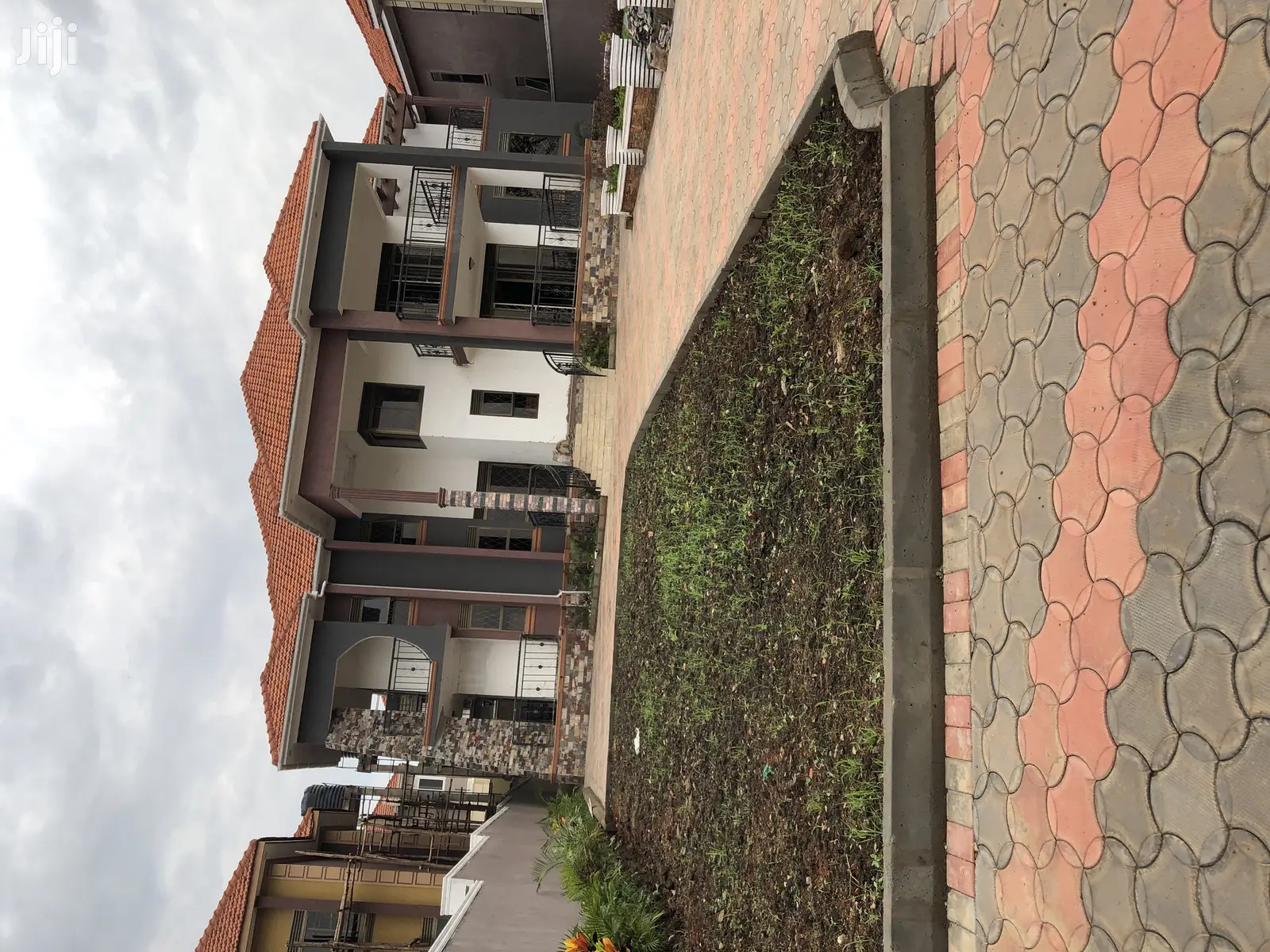 Kiwatule Seven Star Mansion on Sell