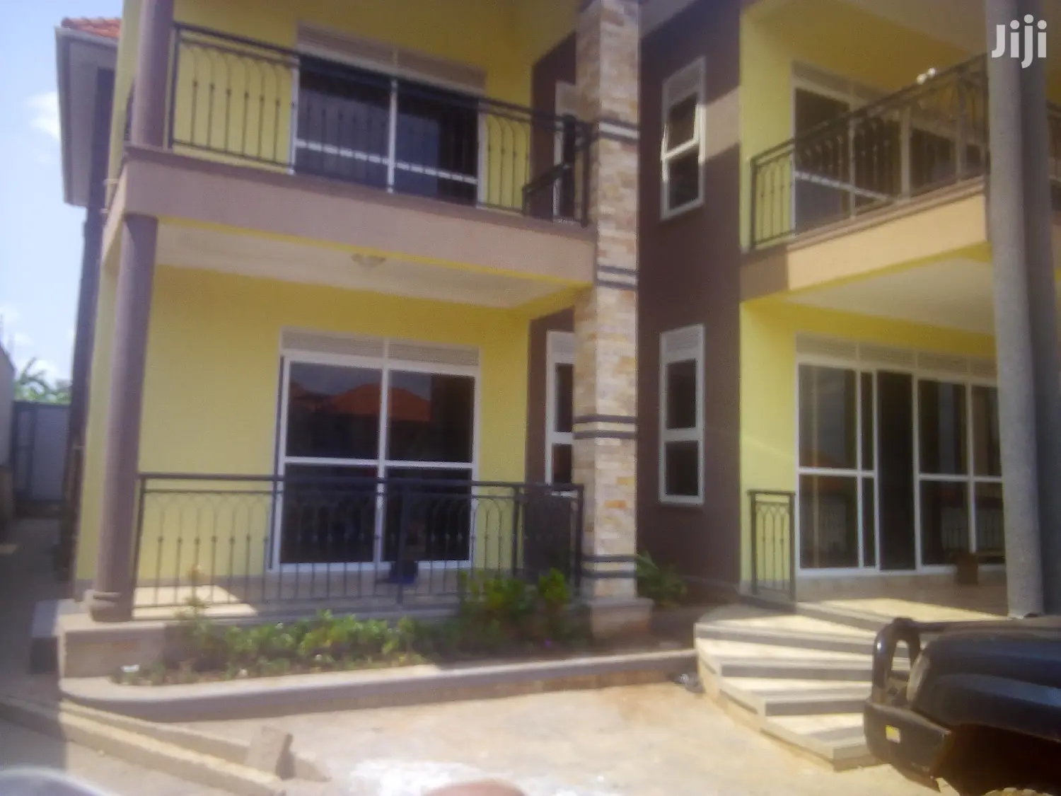 Classic 4 Bedroom Mansion In Kyanja For Sale