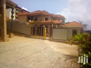Classic 4 Bedroom Mansion In Kyanja For Sale