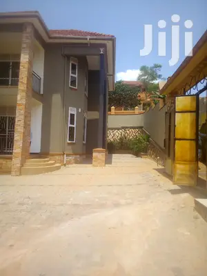 5 Bedroom Maginifient Villa For Sale