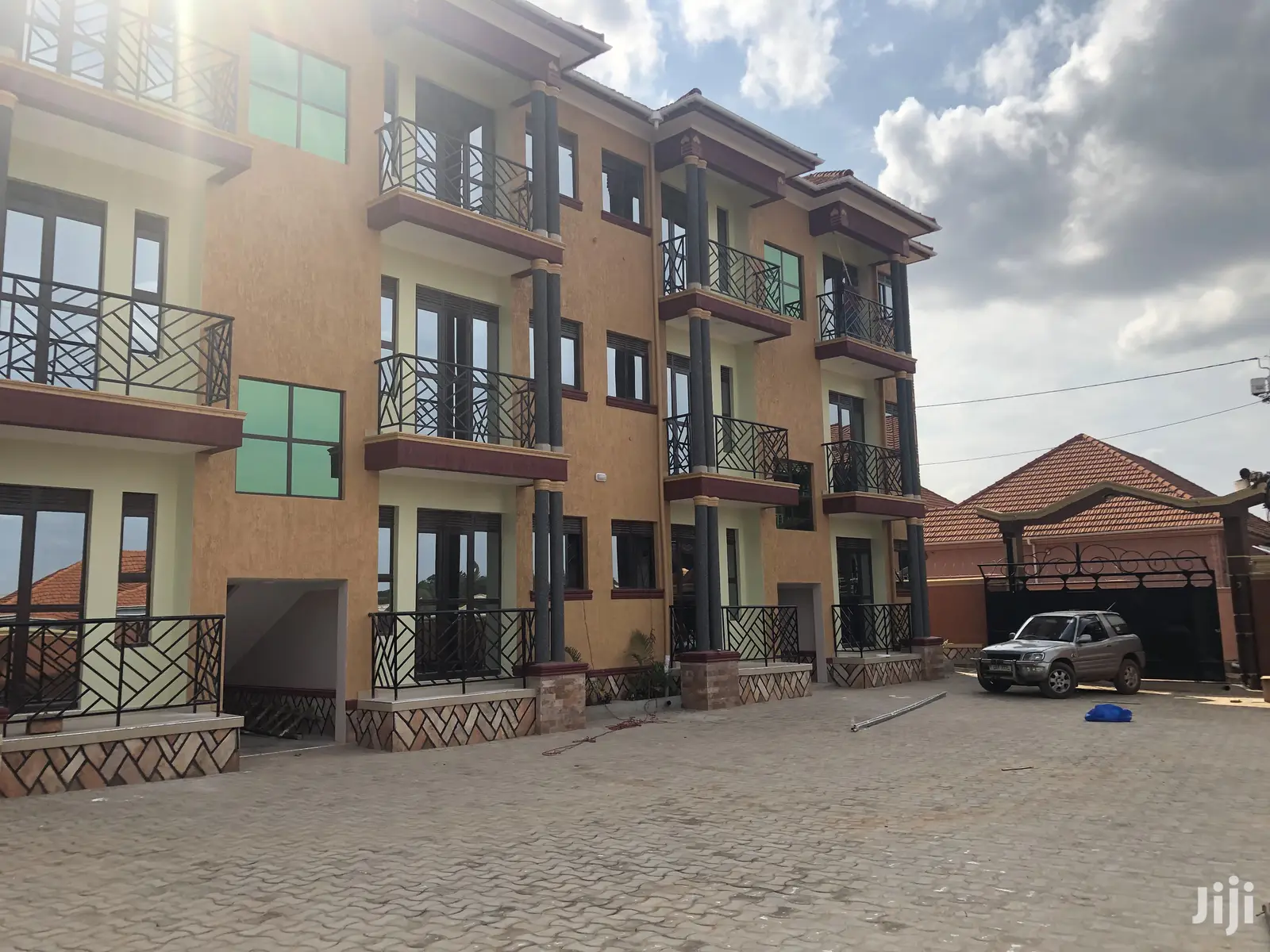 Apartments In Kisaasi For Sell