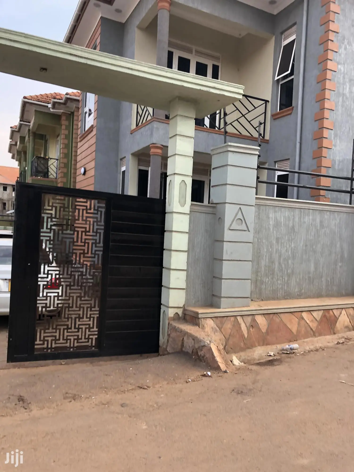 3 Bedroom House In Kisaasi For Sale