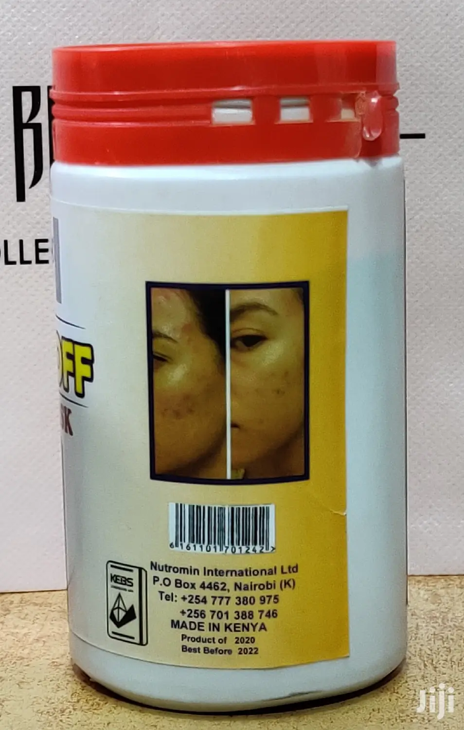 Nutromin Pimple Off Turmeric Facial Mask