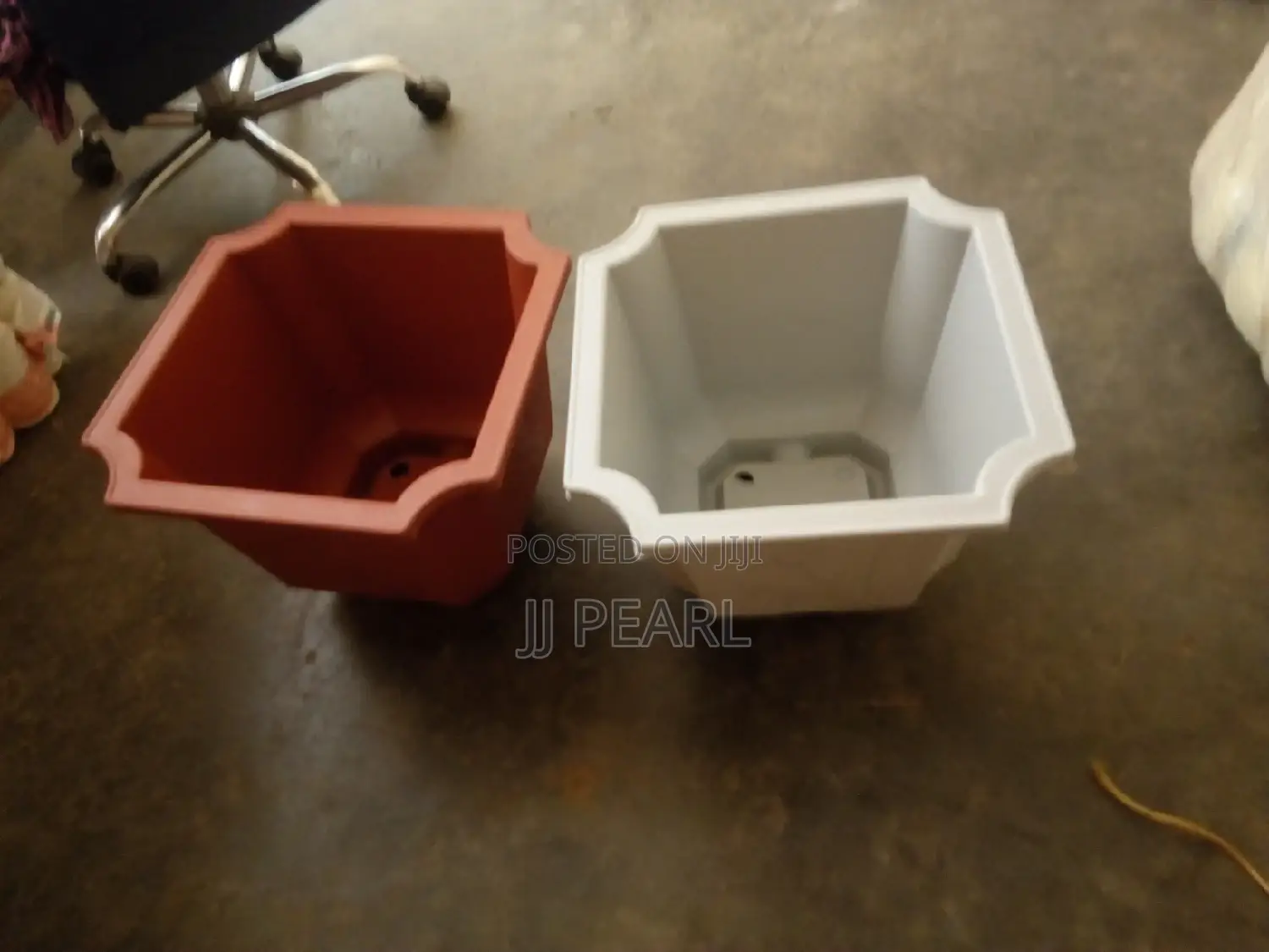Plastic Squared Flower Pots