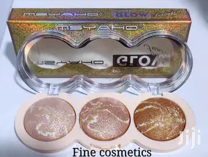 Makeup Glow Highlighter Powder Long Lasting Brilliant Palett