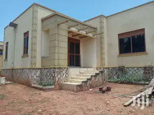 Quick Sell, Bungaloo in Kira