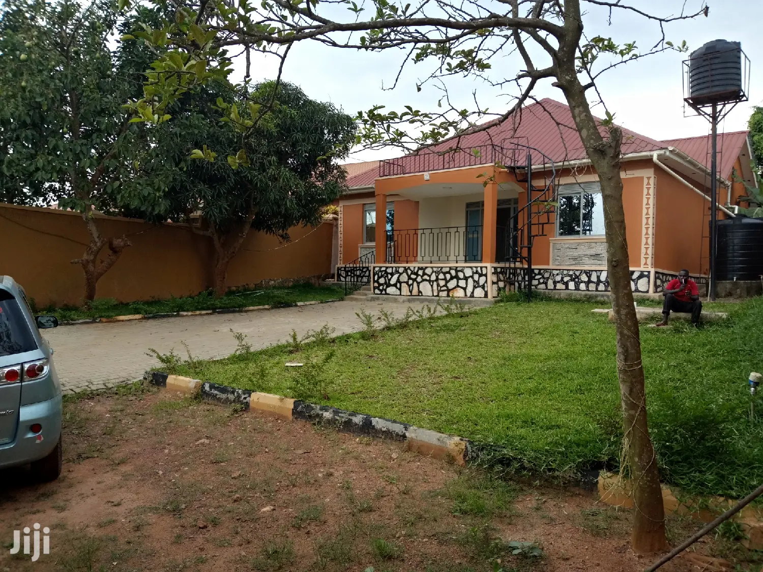 Quick Sell, Namugongo Bungaloo on Market