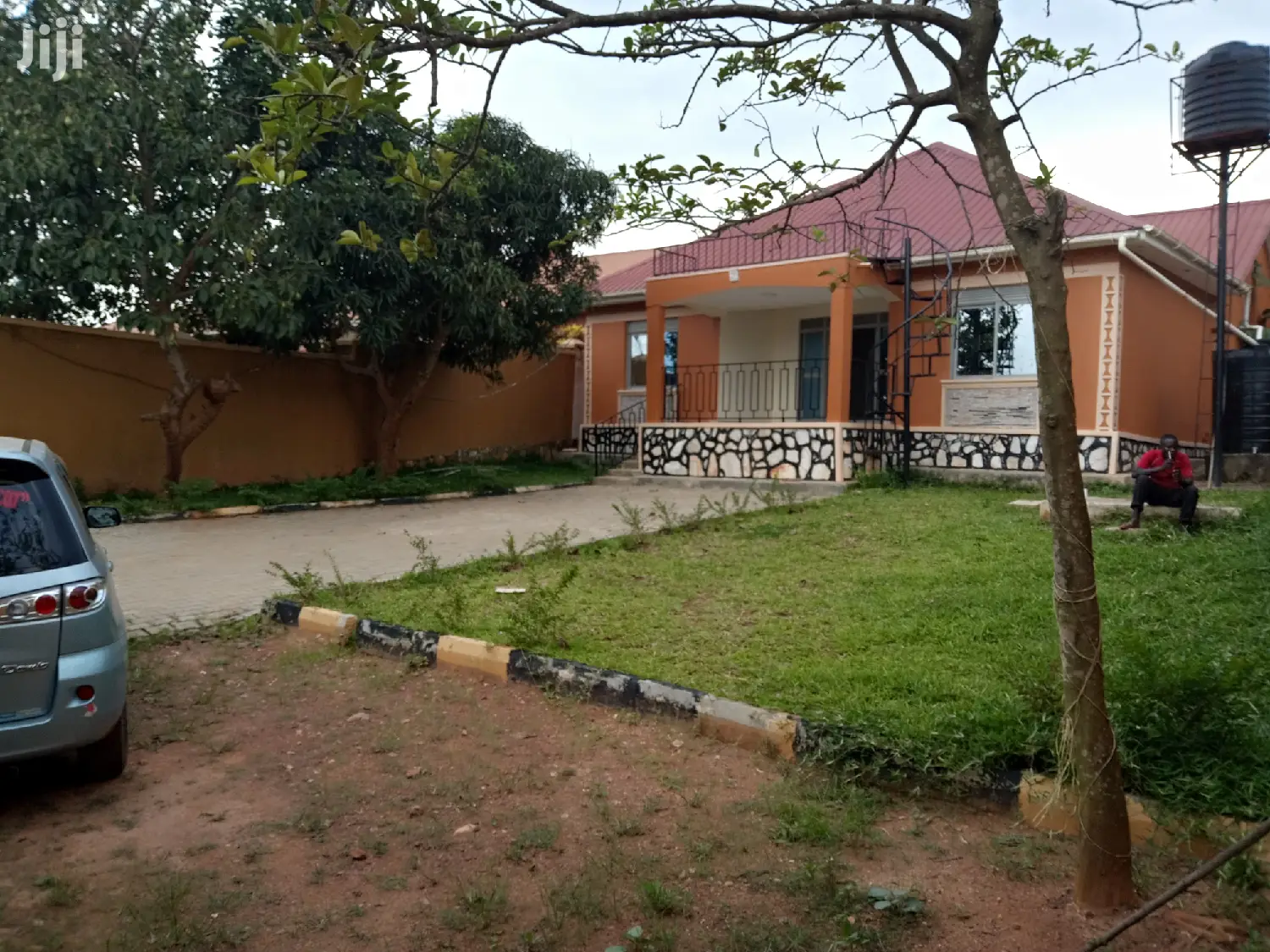 Quick Sell, Namugongo Bungaloo on Market
