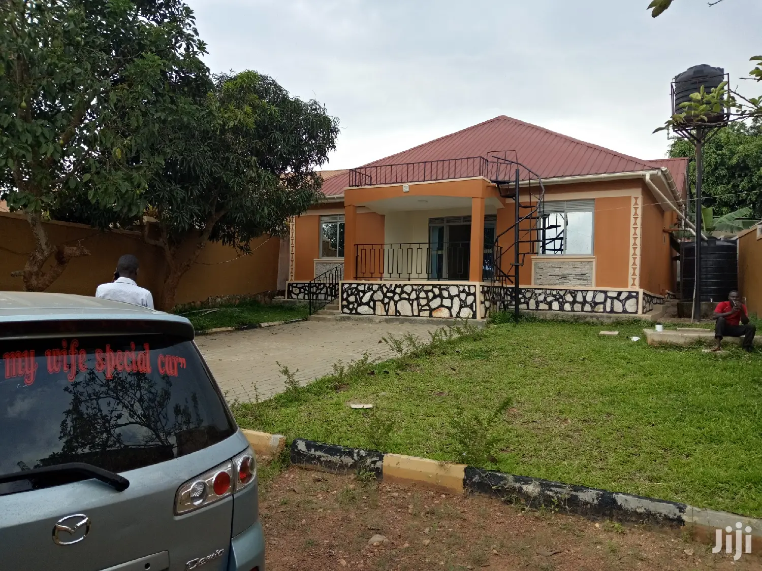 Quick Sell, Namugongo Bungaloo on Market