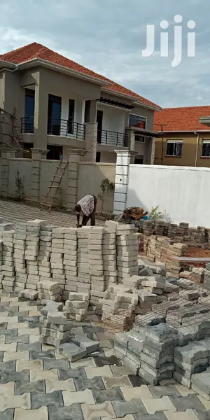 Kira Soon Complete Seven Bedrooms Mansion On Sell