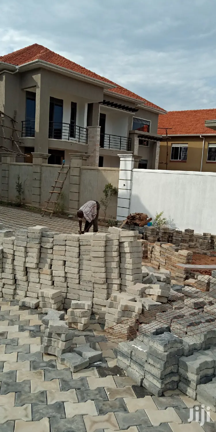 Kira Soon Complete Seven Bedrooms Mansion On Sell