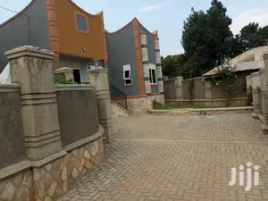 Najjera Well Built Bungaloo