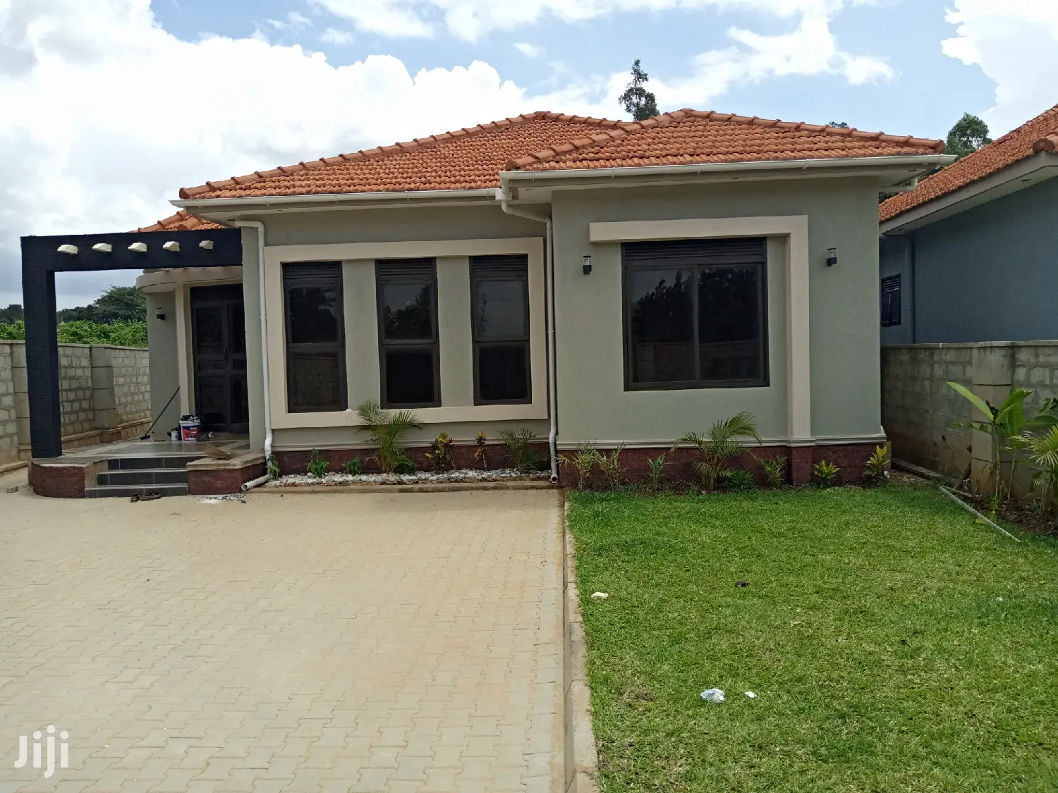 Kiira New Stylish Home on Sell
