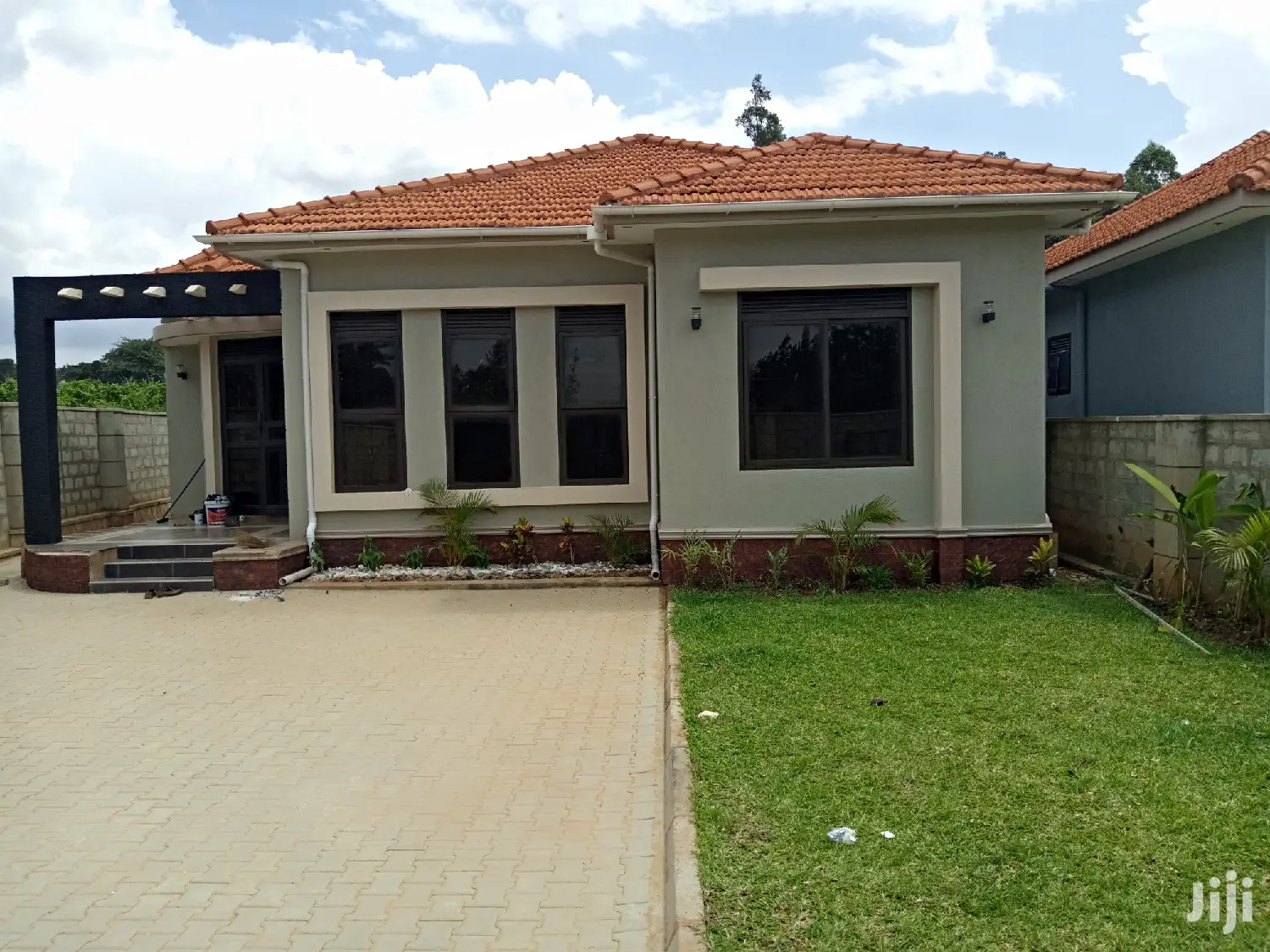 Kiira New Stylish Home on Sell
