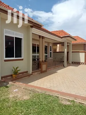 House in Kira for Sell