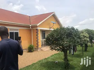 Bweyogerere Buto Four Unit 3bedroom Rentals on Sell