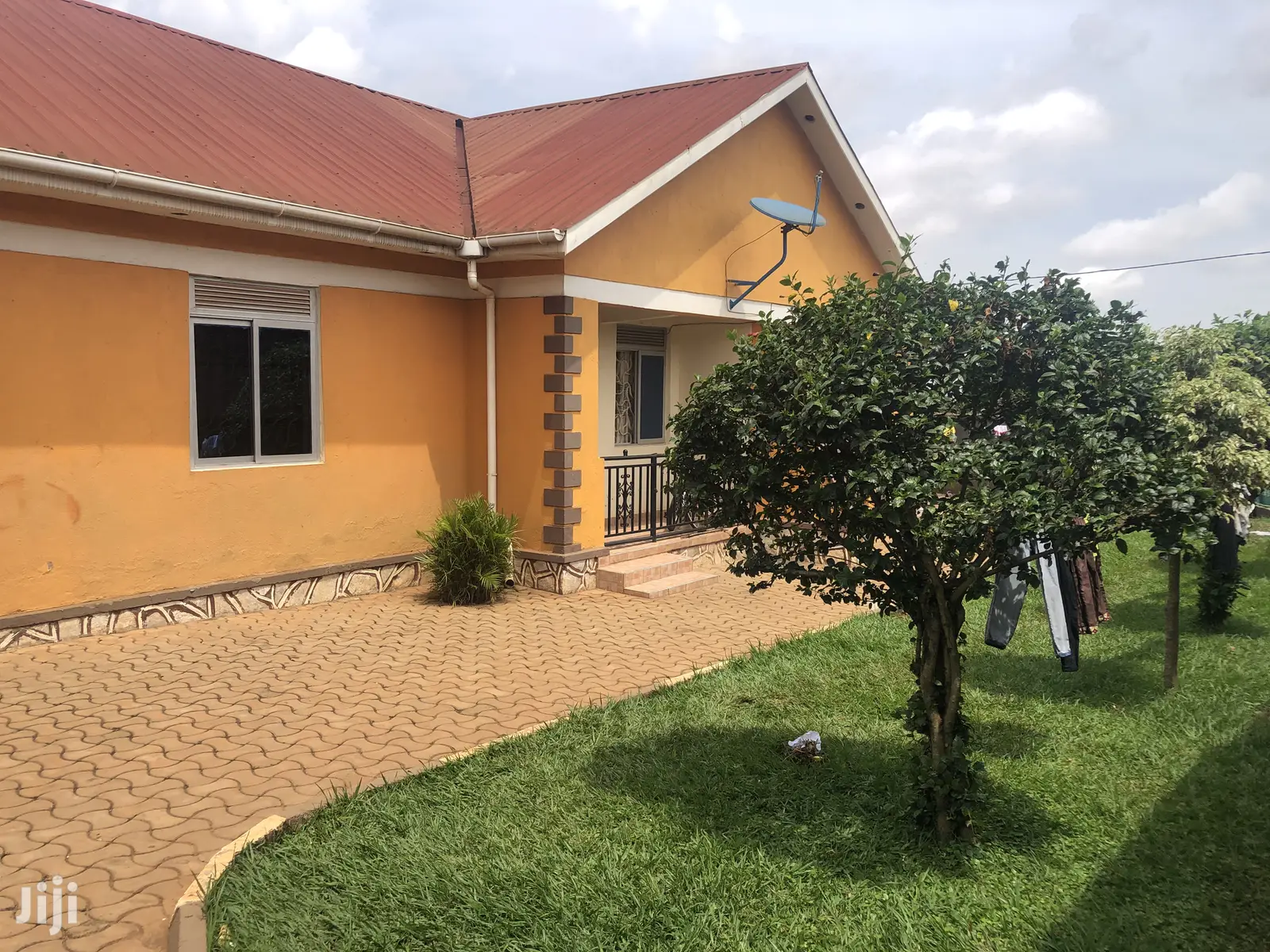 Bweyogerere Buto Four Unit 3bedroom Rentals on Sell