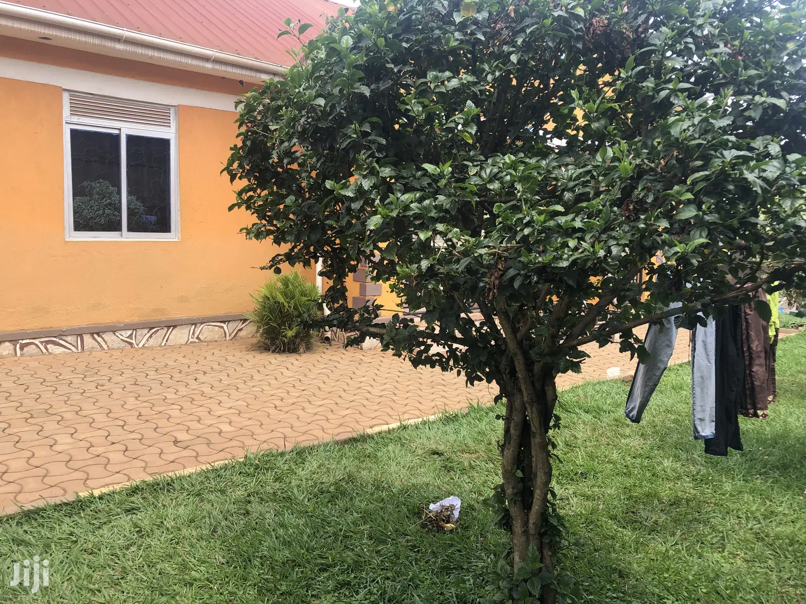 Bweyogerere Buto Four Unit 3bedroom Rentals on Sell