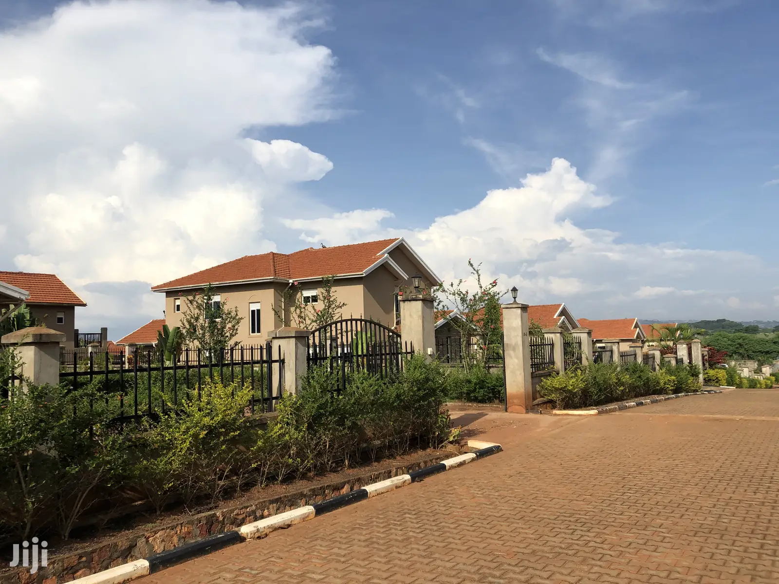 Munyonyo Mirembe Villas on Sell
