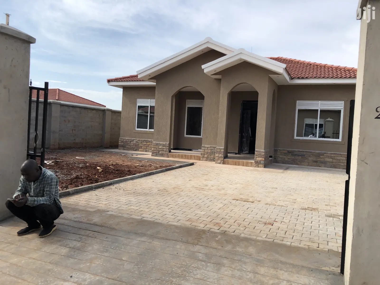 Munyonyo Mirembe Villas on Sell