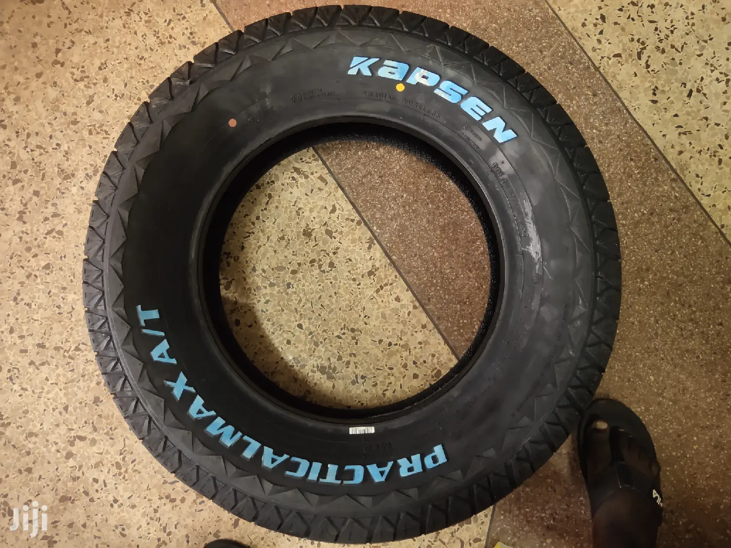 215/70R16 Kapsen