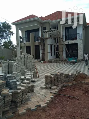Kiira Seven Bedrooms Mansion On Sell