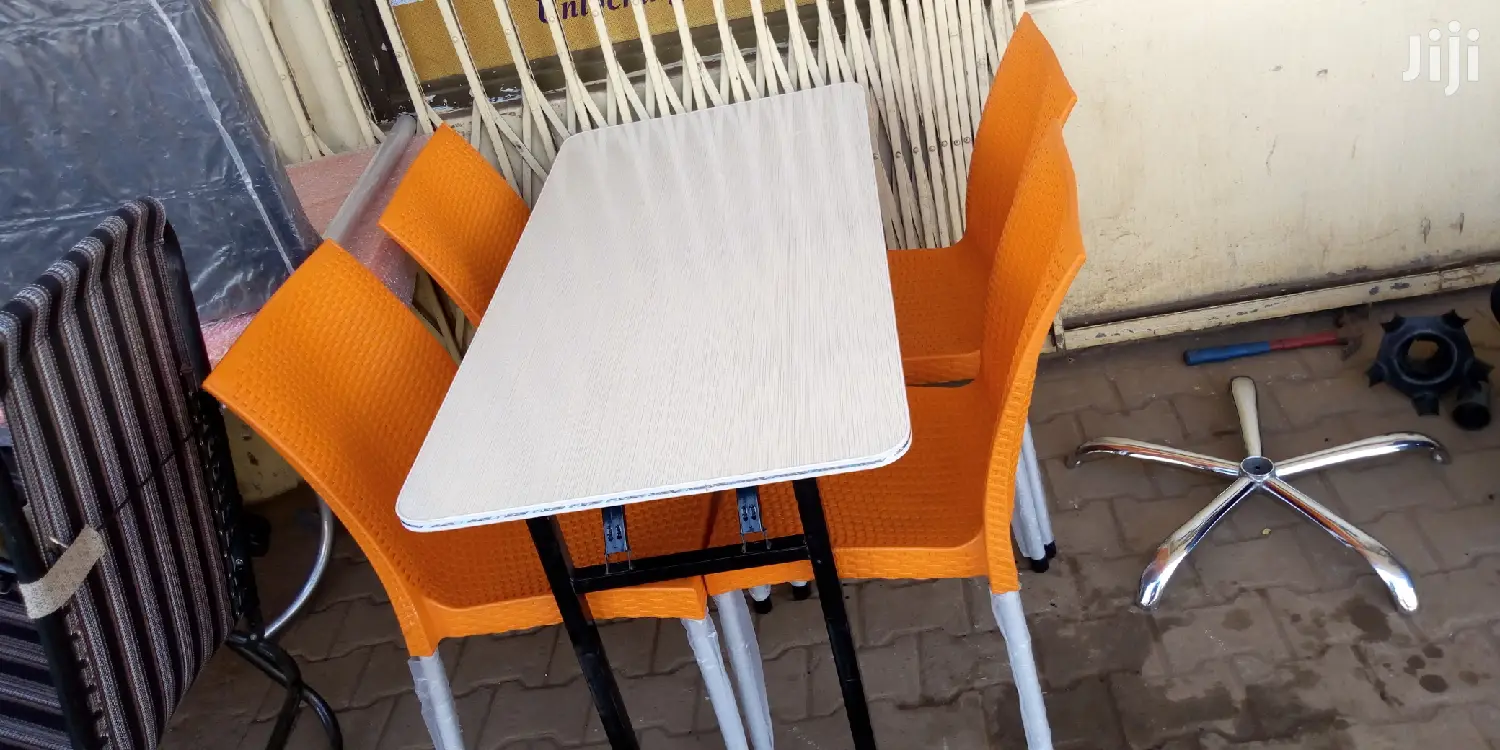 Brand New Foldable Set 4seaters