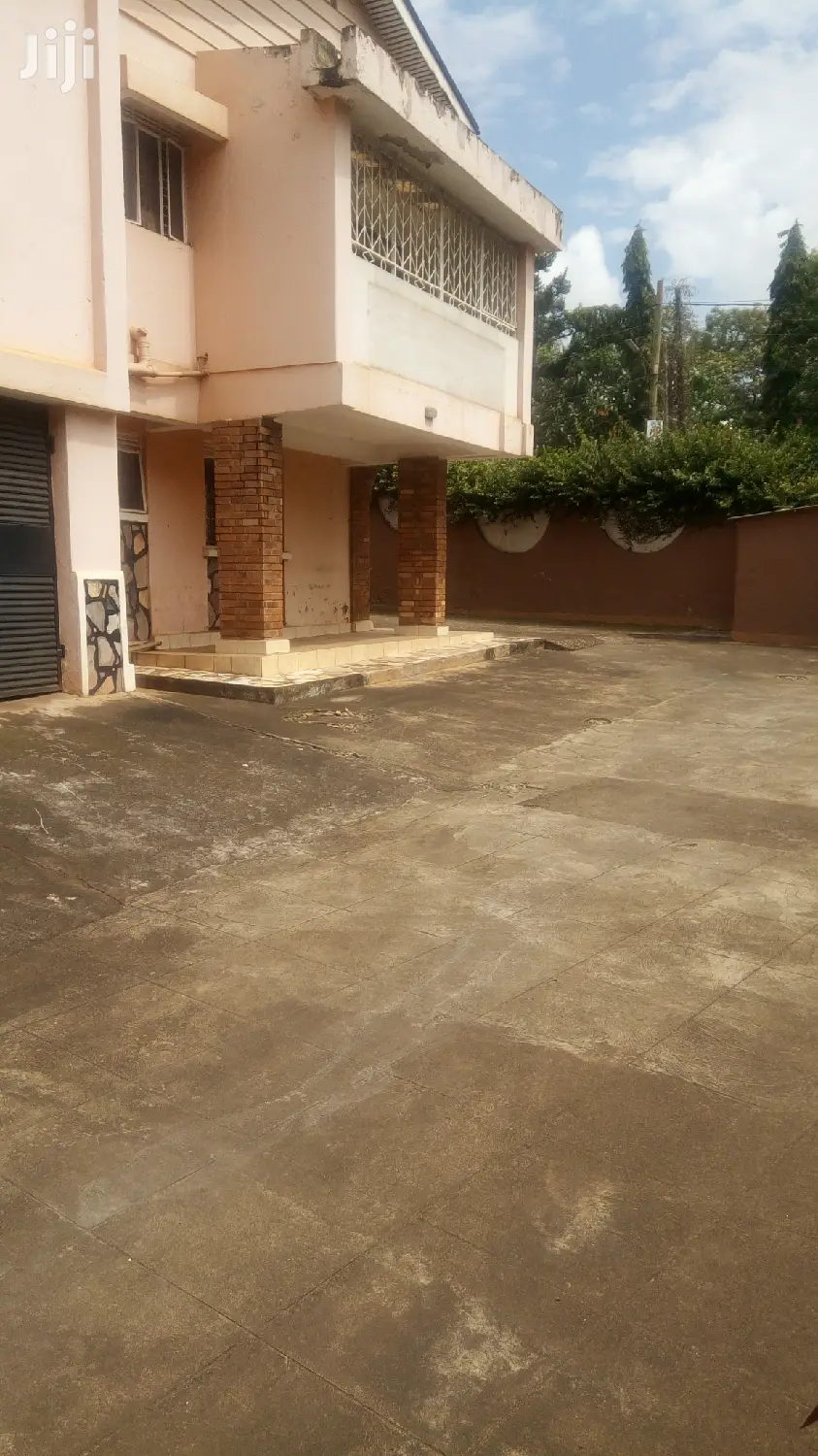 5 Bedroom Mansion In Bugolobi For Rent