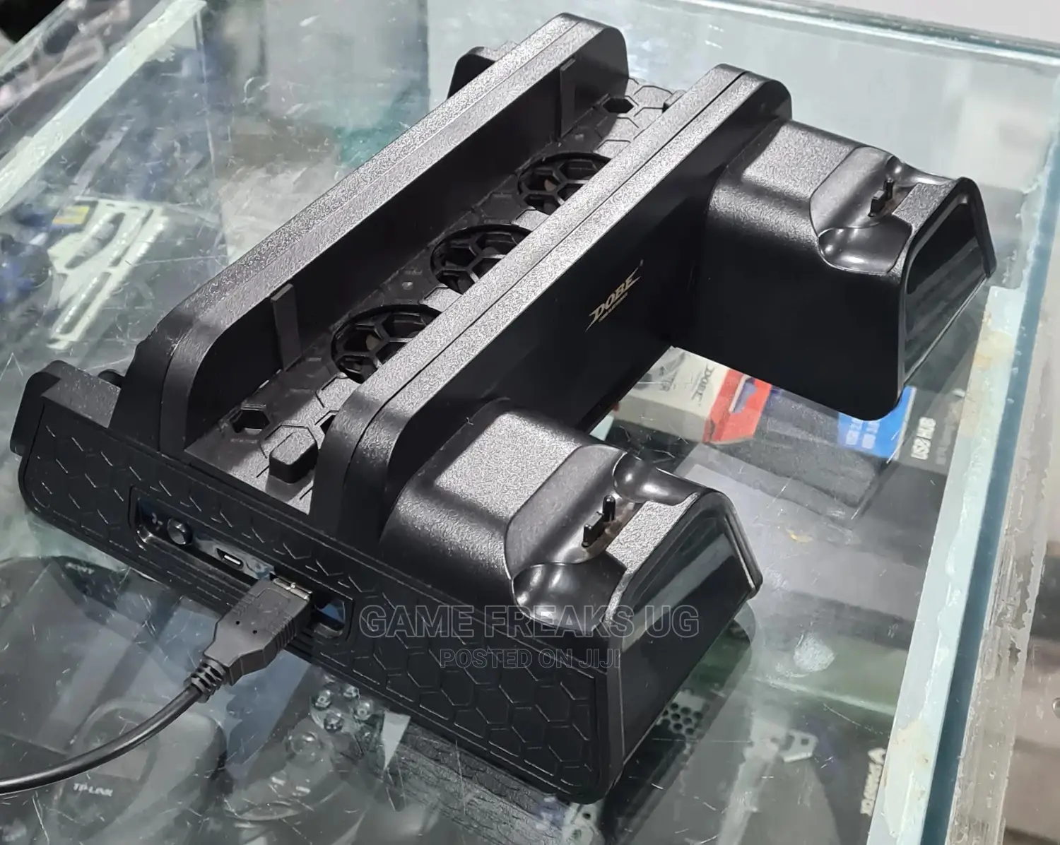 Dobe Playstation 4 Charging Stand