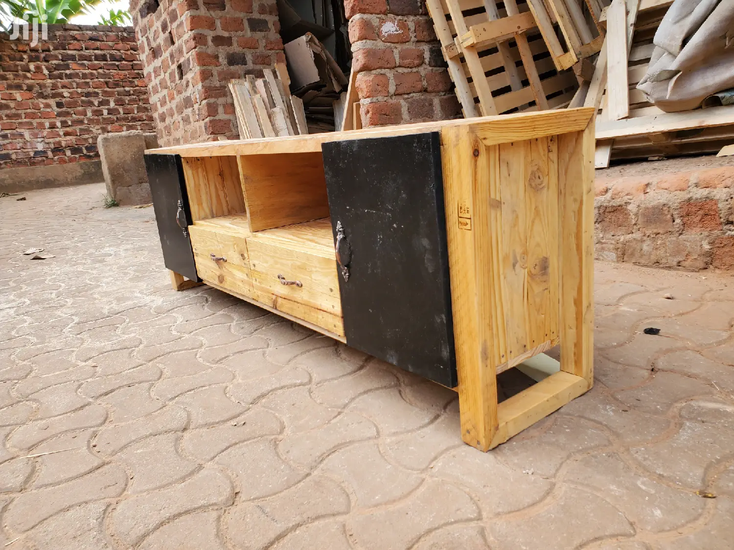 Craft Tv Stands