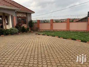 Kiira Multi Family House on Sell