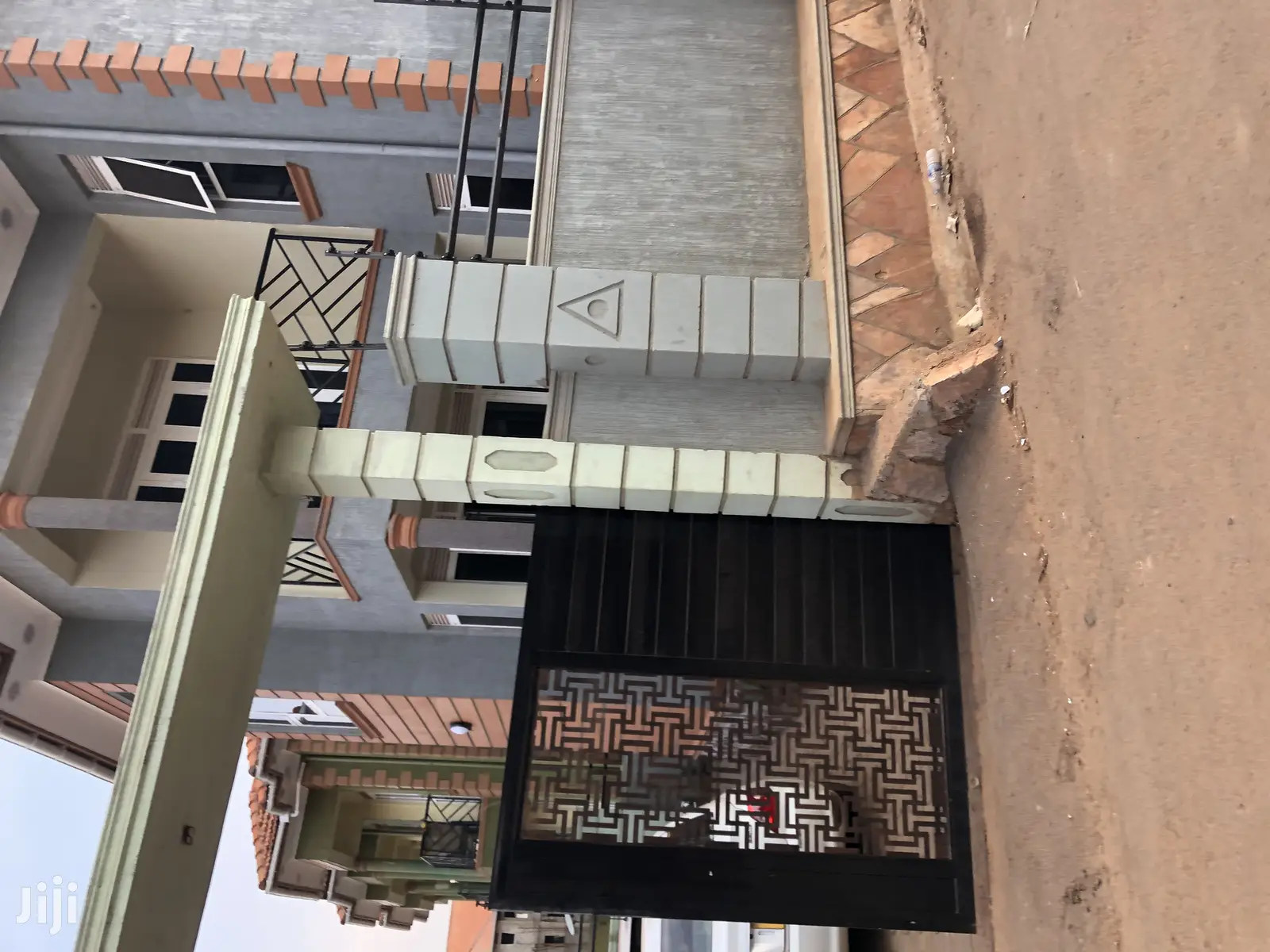 Storeyed House In KYANJA For Sell
