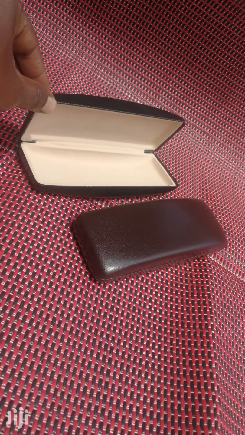 Brand New Spects or Sunglasses Case/Cover/Protector