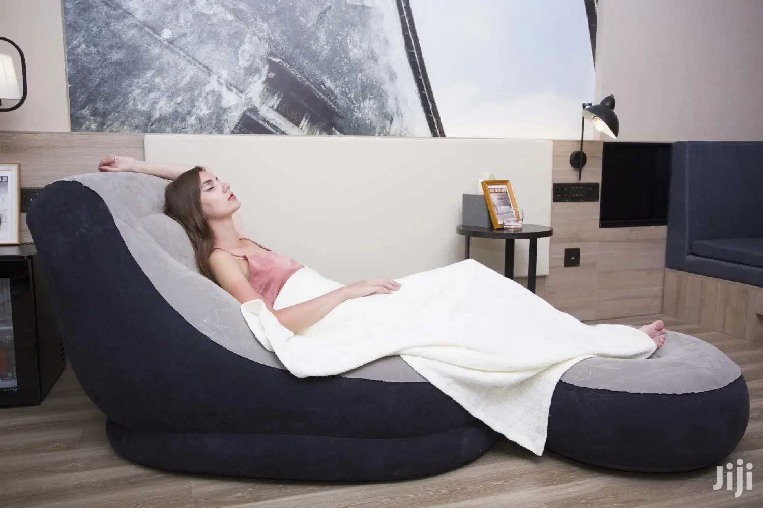 Inflatable Sofa (With Pump)