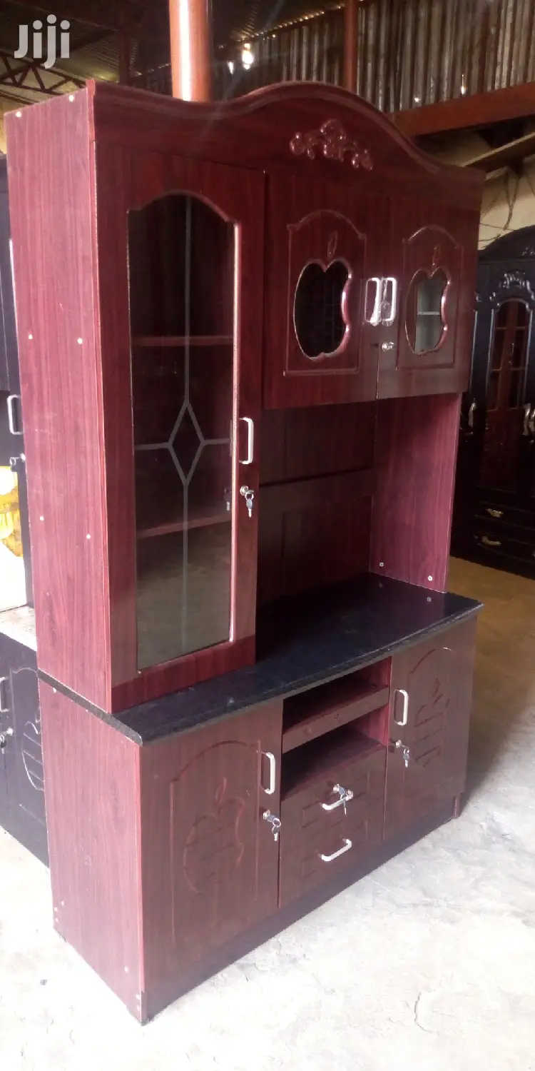 Moroon Color Cupboard
