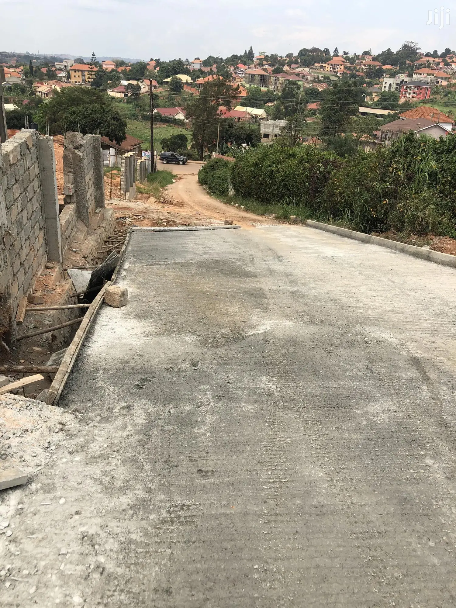 Kisaasi 2 Bedroom Luxury Condominium For Sale