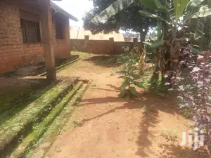 3bdrm Duplex in Rubaga for sale