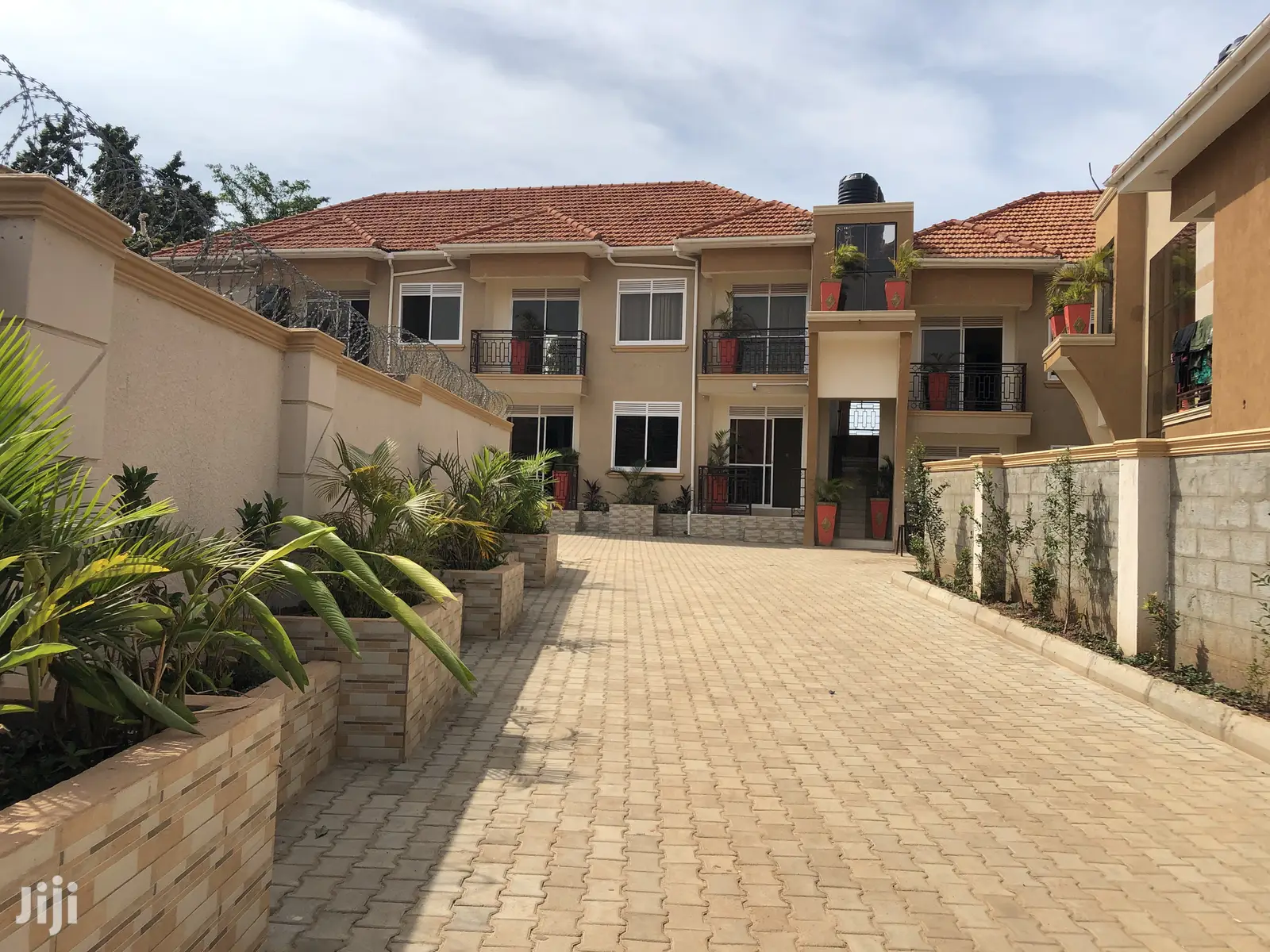 Apartment Complex in Kisaasi on Sell