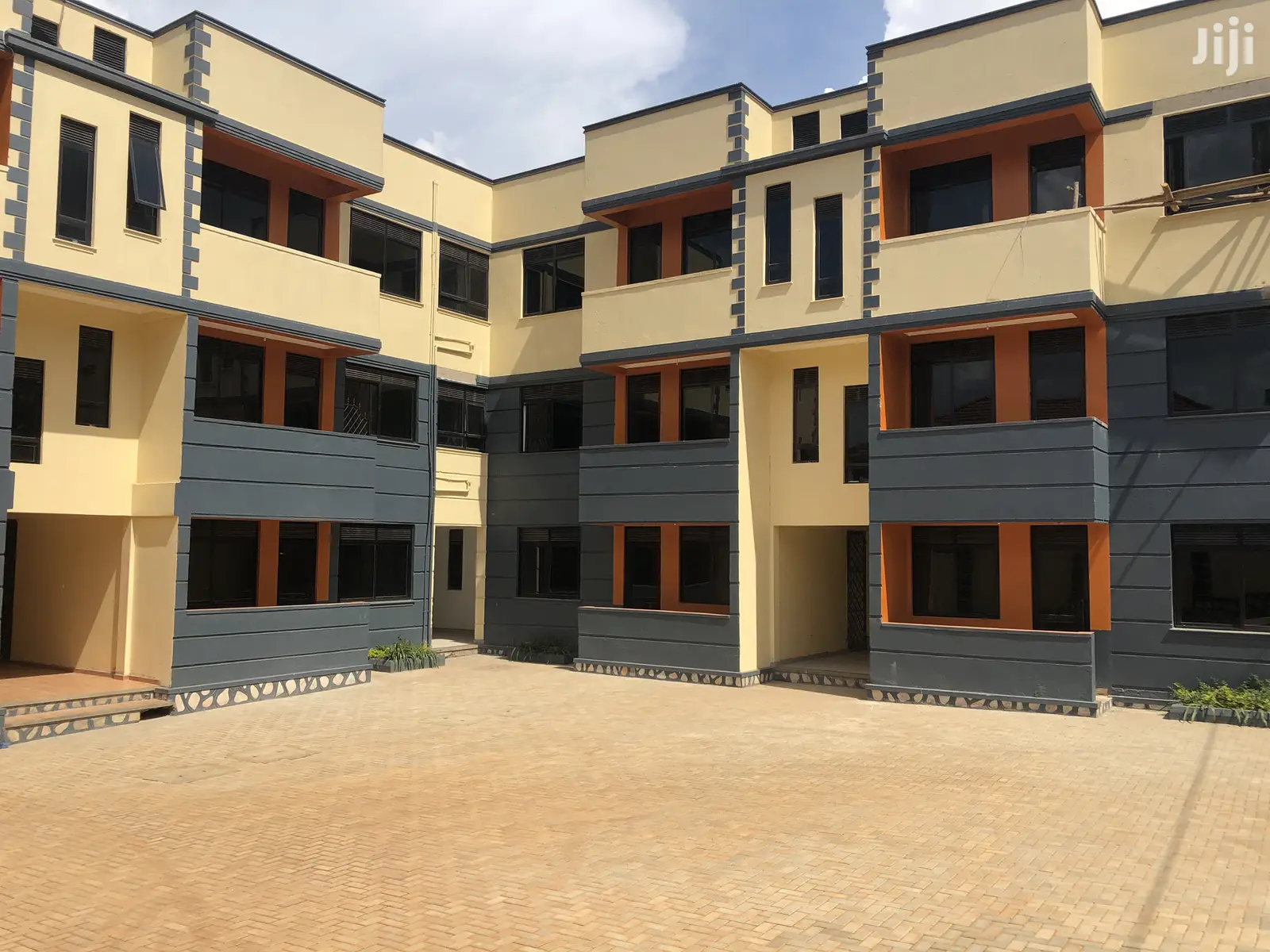 Kira Condos in Tarmacked Neighborhood on Sale
