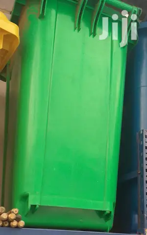 Outdoor 240L Plastic Wheel Dustbin