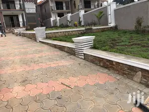 7 Bedroom Mansion In Ntinda Kiwatule For Sale