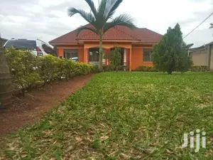 Namugongo 25 Decimals House on Sell