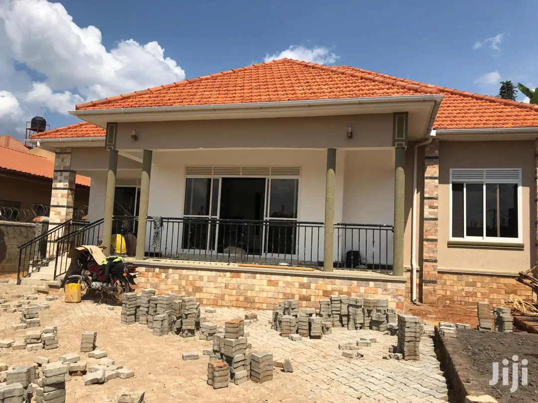 Kiira New Four Bedroom Home on Sell