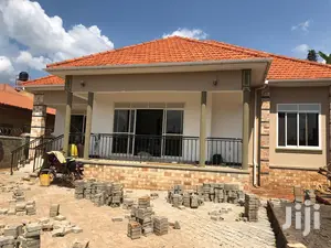Kiira New Four Bedroom Home on Sell