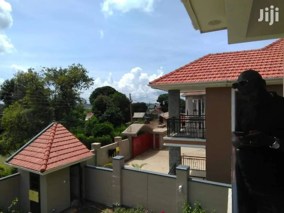Bunga Lake View Mansion on Sell