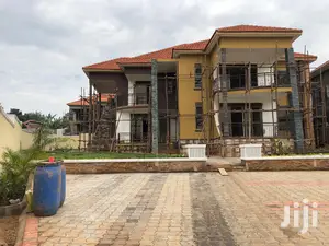 7 Bedroom Mansion In Kiwatule For Sale