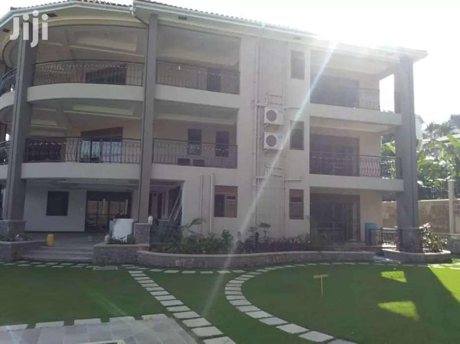 Cool Muyenga Mansion On Sale
