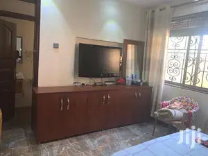 5 Bedroom Classic Villa In Lugogo For Rent